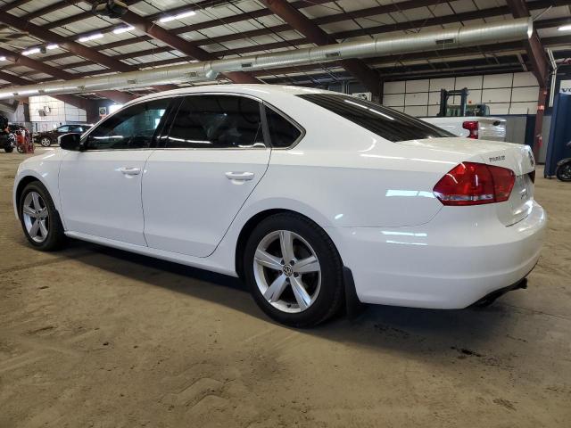 Photo 1 VIN: 1VWBS7A32FC021702 - VOLKSWAGEN PASSAT 