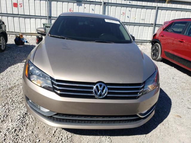 Photo 4 VIN: 1VWBS7A32FC039679 - VOLKSWAGEN PASSAT 