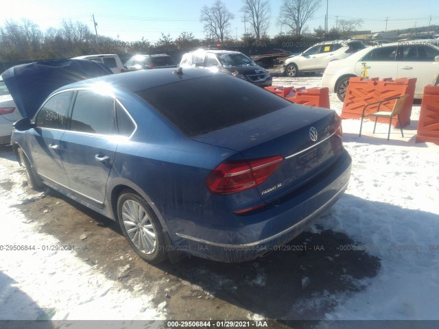 Photo 2 VIN: 1VWBS7A32GC054085 - VOLKSWAGEN PASSAT 