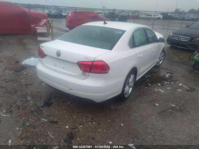 Photo 3 VIN: 1VWBS7A33EC107311 - VOLKSWAGEN PASSAT 