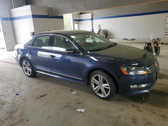 Photo 3 VIN: 1VWBS7A33FC009901 - VOLKSWAGEN PASSAT SE 