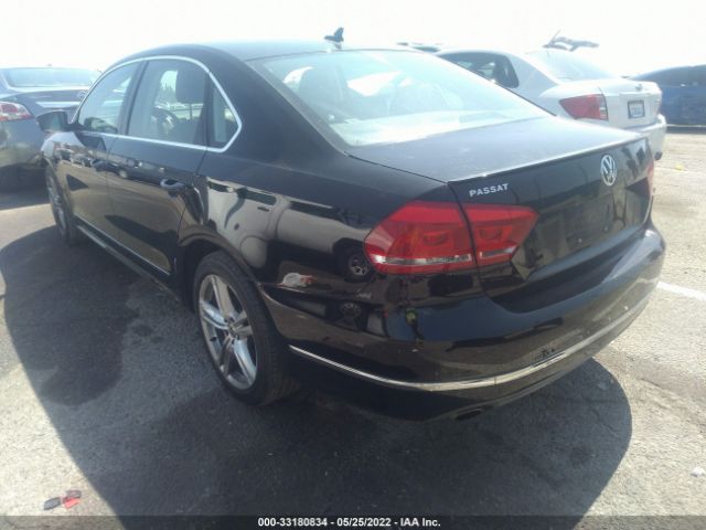 Photo 2 VIN: 1VWBS7A33FC026858 - VOLKSWAGEN PASSAT 