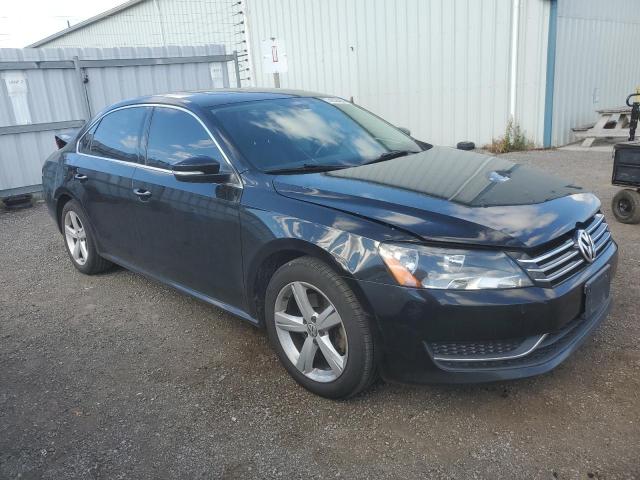 Photo 3 VIN: 1VWBS7A33FC098997 - VOLKSWAGEN PASSAT SE 