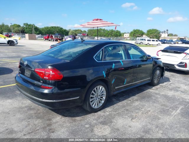 Photo 3 VIN: 1VWBS7A33GC033732 - VOLKSWAGEN PASSAT 