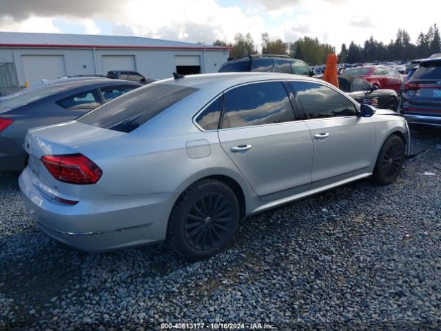 Photo 3 VIN: 1VWBS7A33GC055679 - VOLKSWAGEN PASSAT 