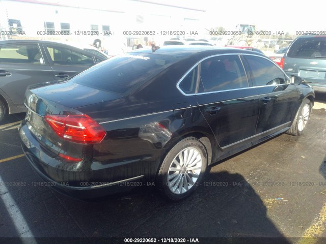 Photo 3 VIN: 1VWBS7A33GC056380 - VOLKSWAGEN PASSAT 