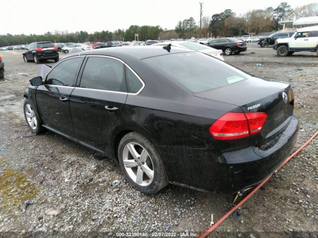 Photo 2 VIN: 1VWBS7A34EC044235 - VOLKSWAGEN PASSAT 