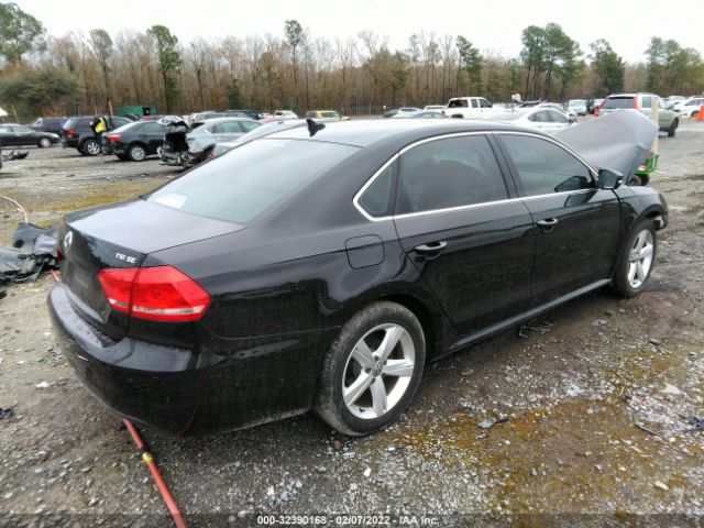 Photo 3 VIN: 1VWBS7A34EC044235 - VOLKSWAGEN PASSAT 