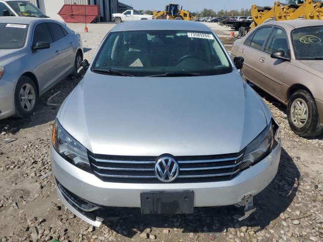 Photo 4 VIN: 1VWBS7A34EC051878 - VOLKSWAGEN PASSAT 