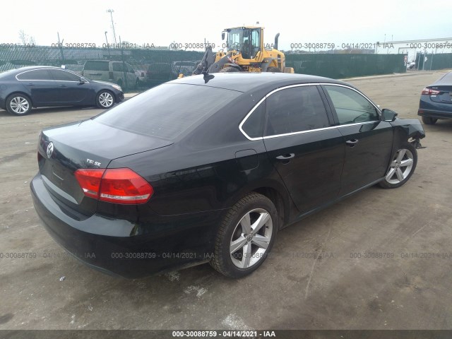 Photo 3 VIN: 1VWBS7A34EC110279 - VOLKSWAGEN PASSAT 