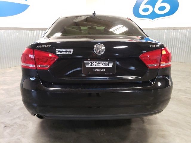 Photo 7 VIN: 1VWBS7A35EC040288 - VOLKSWAGEN PASSAT 