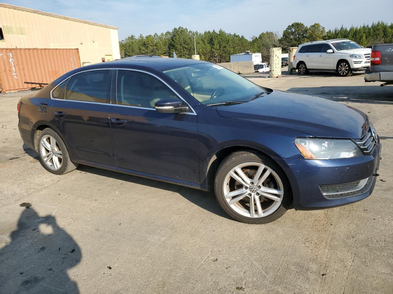 Photo 3 VIN: 1VWBS7A35EC090026 - VOLKSWAGEN PASSAT 