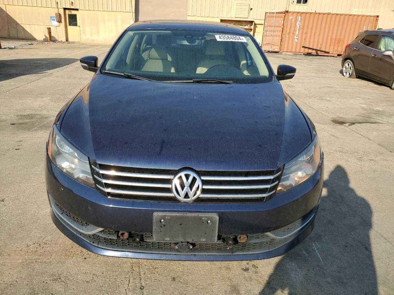 Photo 4 VIN: 1VWBS7A35EC090026 - VOLKSWAGEN PASSAT 