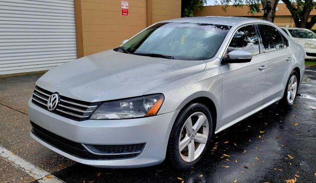 Photo 1 VIN: 1VWBS7A35EC114129 - VOLKSWAGEN PASSAT 