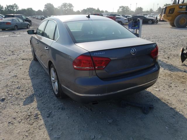 Photo 2 VIN: 1VWBS7A35FC003498 - VOLKSWAGEN PASSAT 