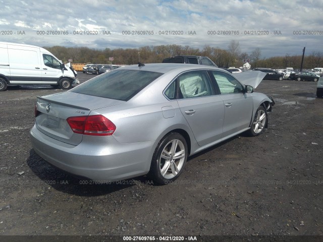 Photo 3 VIN: 1VWBS7A36EC064759 - VOLKSWAGEN PASSAT 