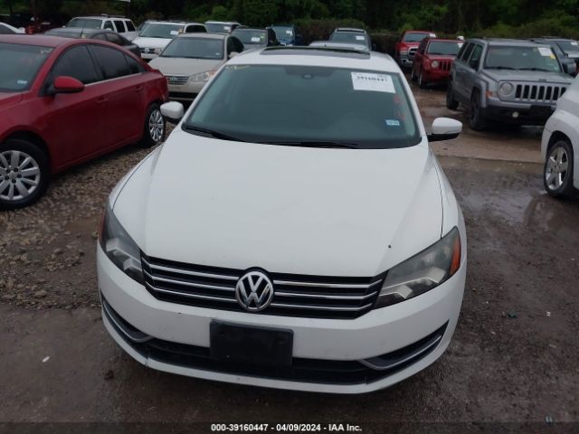 Photo 5 VIN: 1VWBS7A36EC102958 - VOLKSWAGEN PASSAT 