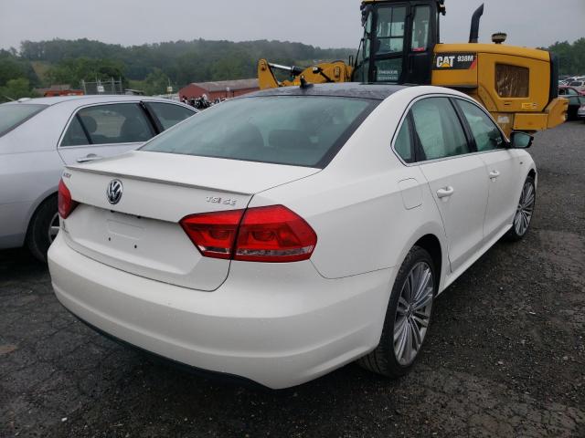 Photo 3 VIN: 1VWBS7A36FC056808 - VOLKSWAGEN PASSAT 