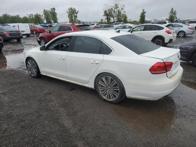 Photo 1 VIN: 1VWBS7A36FC095253 - VOLKSWAGEN PASSAT 