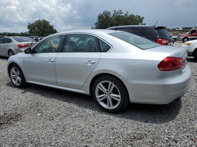 Photo 1 VIN: 1VWBS7A37EC053981 - VOLKSWAGEN PASSAT 