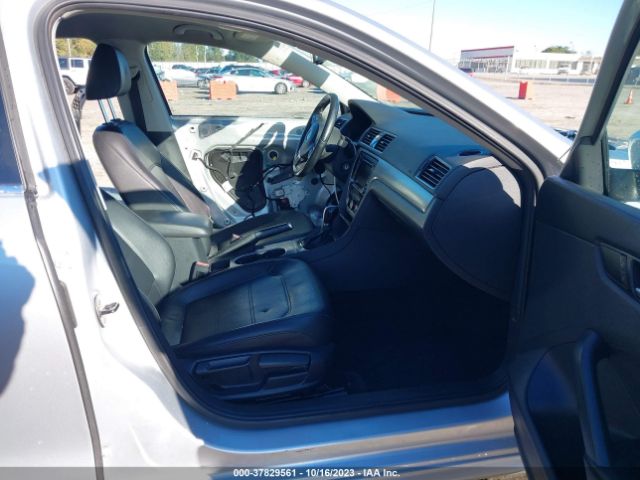 Photo 4 VIN: 1VWBS7A37EC100507 - VOLKSWAGEN PASSAT 