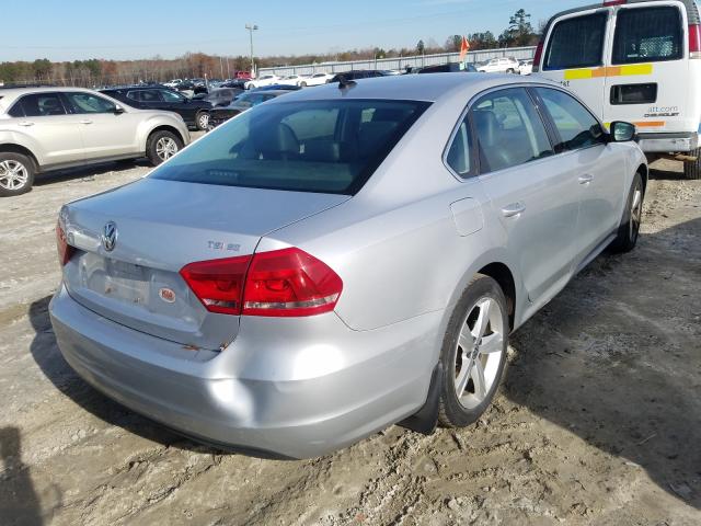 Photo 3 VIN: 1VWBS7A37EC119431 - VOLKSWAGEN PASSAT 