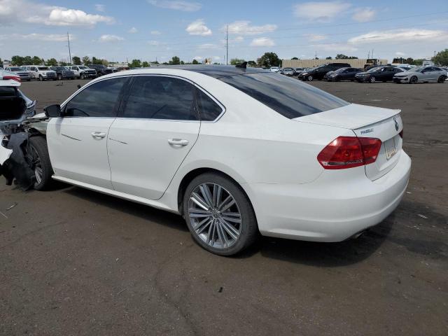 Photo 1 VIN: 1VWBS7A37FC017466 - VOLKSWAGEN PASSAT 