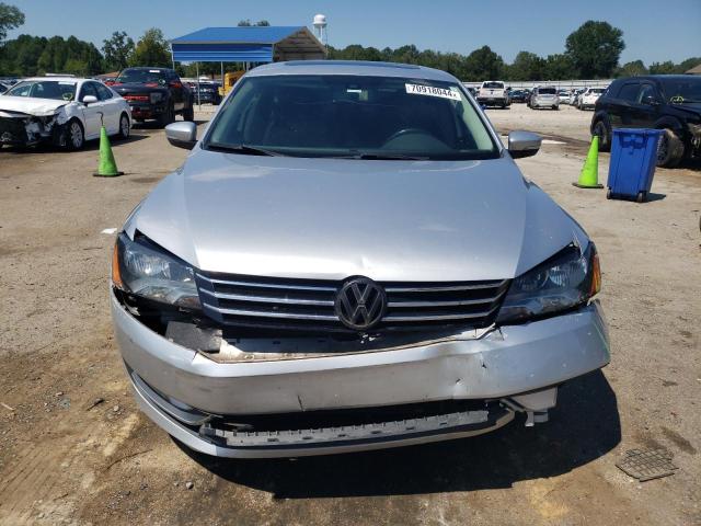 Photo 4 VIN: 1VWBS7A37FC042884 - VOLKSWAGEN PASSAT 