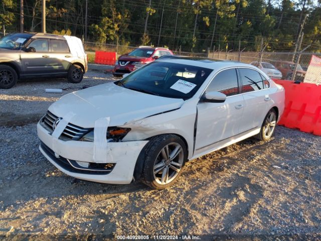 Photo 1 VIN: 1VWBS7A37FC100217 - VOLKSWAGEN PASSAT 