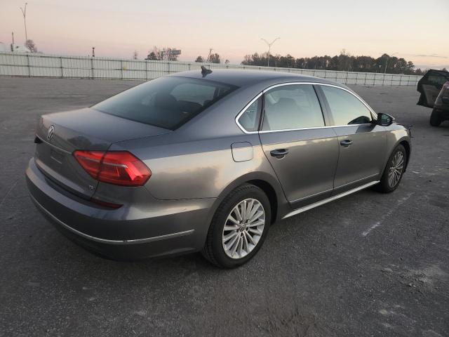 Photo 2 VIN: 1VWBS7A37GC012589 - VOLKSWAGEN PASSAT 