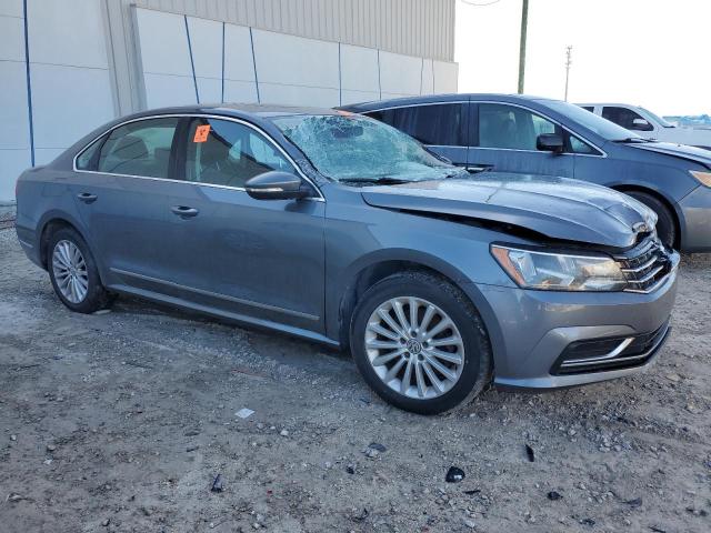 Photo 3 VIN: 1VWBS7A37GC038836 - VOLKSWAGEN PASSAT 