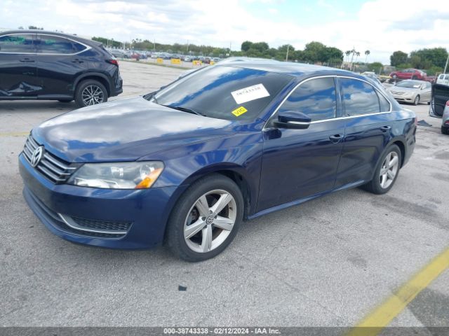 Photo 1 VIN: 1VWBS7A38EC049020 - VOLKSWAGEN PASSAT 