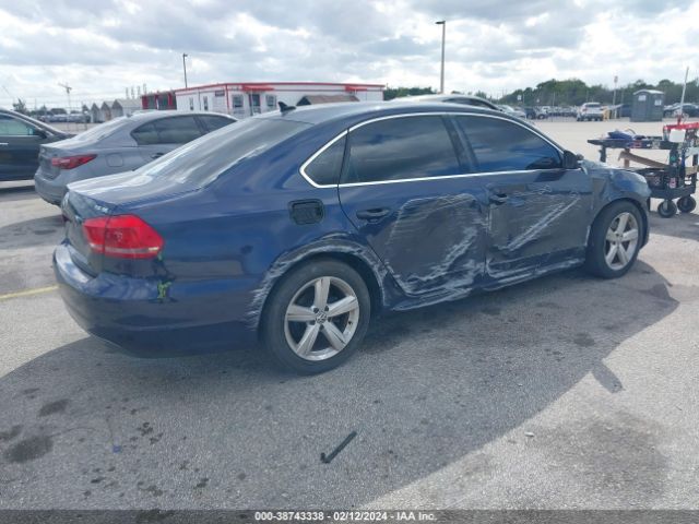 Photo 3 VIN: 1VWBS7A38EC049020 - VOLKSWAGEN PASSAT 