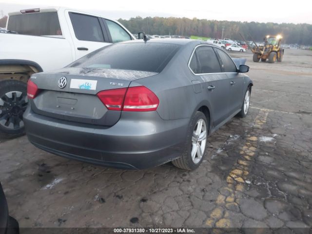 Photo 3 VIN: 1VWBS7A38EC092188 - VOLKSWAGEN PASSAT 