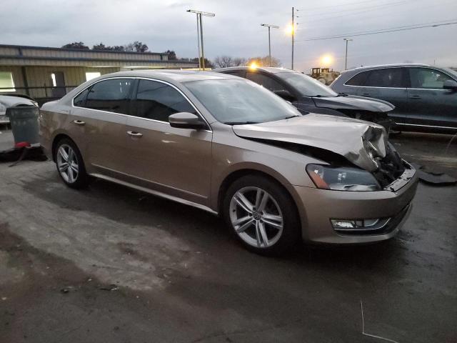 Photo 3 VIN: 1VWBS7A38FC012356 - VOLKSWAGEN PASSAT 