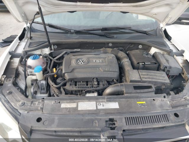 Photo 9 VIN: 1VWBS7A38FC044594 - VOLKSWAGEN PASSAT 