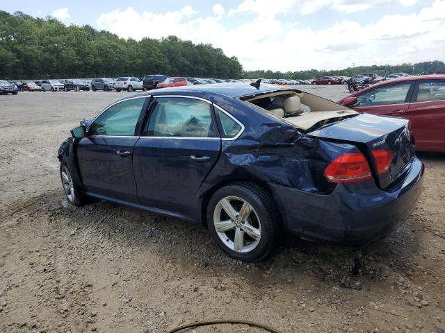 Photo 1 VIN: 1VWBS7A3XEC032820 - VOLKSWAGEN PASSAT 