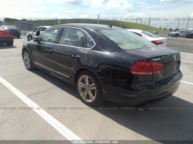 Photo 2 VIN: 1VWBS7A3XFC054088 - VOLKSWAGEN PASSAT 