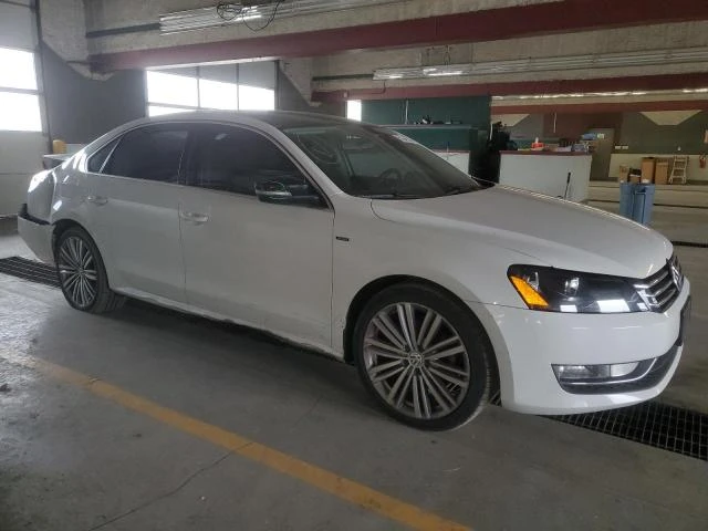 Photo 3 VIN: 1VWBS7A3XFC083624 - VOLKSWAGEN PASSAT SE 