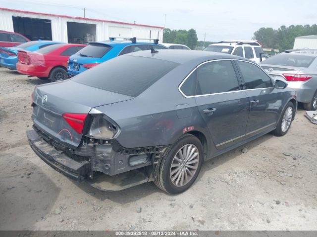 Photo 3 VIN: 1VWBS7A3XGC017849 - VOLKSWAGEN PASSAT 