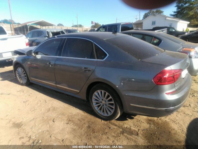 Photo 2 VIN: 1VWBS7A3XGC017902 - VOLKSWAGEN PASSAT 