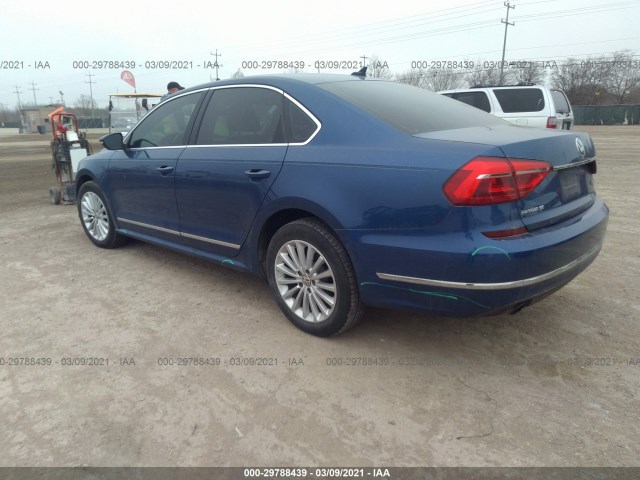 Photo 2 VIN: 1VWBS7A3XGC060961 - VOLKSWAGEN PASSAT 