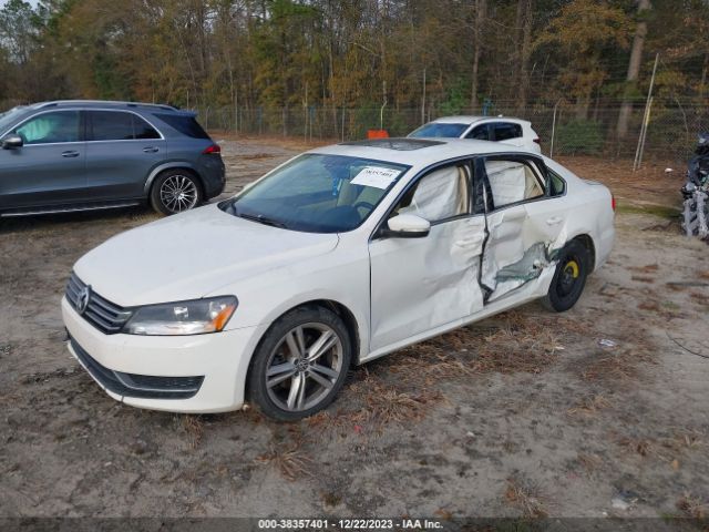 Photo 1 VIN: 1VWBT7A30EC060977 - VOLKSWAGEN PASSAT 