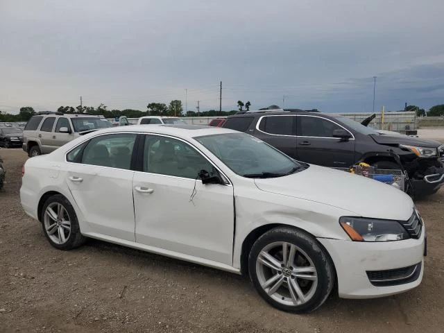 Photo 3 VIN: 1VWBT7A30EC063121 - VOLKSWAGEN PASSAT 