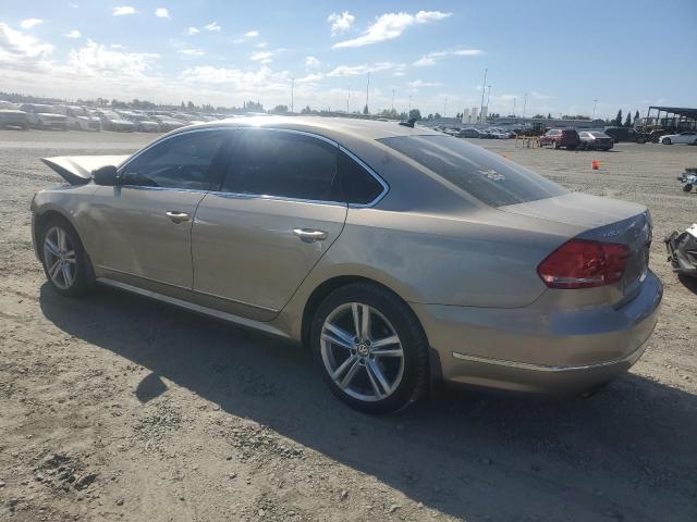 Photo 1 VIN: 1VWBT7A30FC047101 - VOLKSWAGEN PASSAT SE 