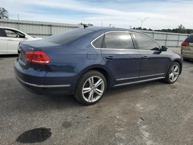 Photo 2 VIN: 1VWBT7A30FC058504 - VOLKSWAGEN PASSAT SE 