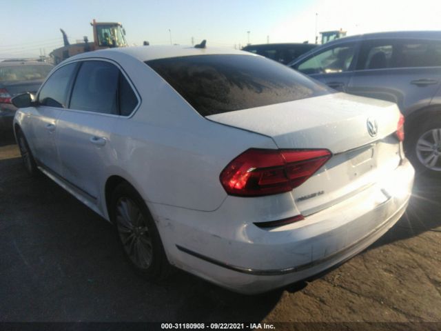 Photo 2 VIN: 1VWBT7A30GC012110 - VOLKSWAGEN PASSAT 