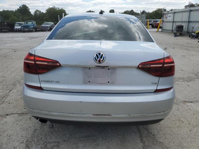 Photo 5 VIN: 1VWBT7A30HC017650 - VOLKSWAGEN PASSAT 