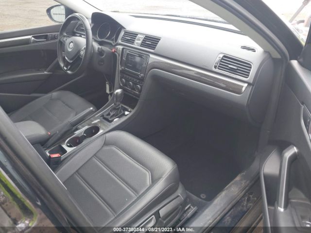 Photo 4 VIN: 1VWBT7A30HC038062 - VOLKSWAGEN PASSAT 