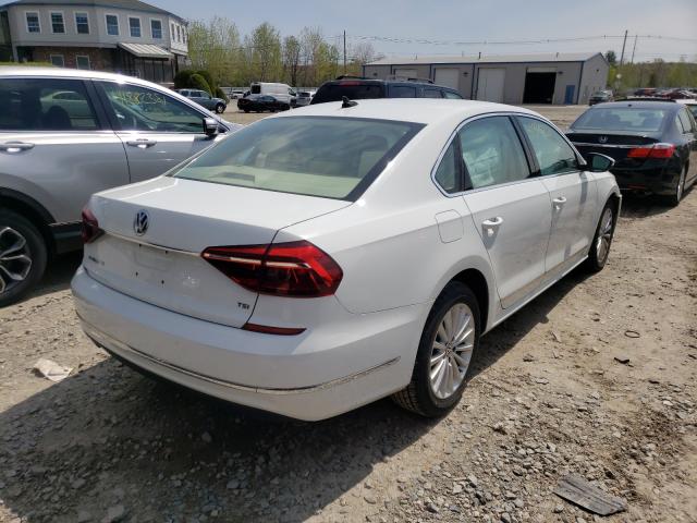 Photo 3 VIN: 1VWBT7A30HC069893 - VOLKSWAGEN PASSAT 